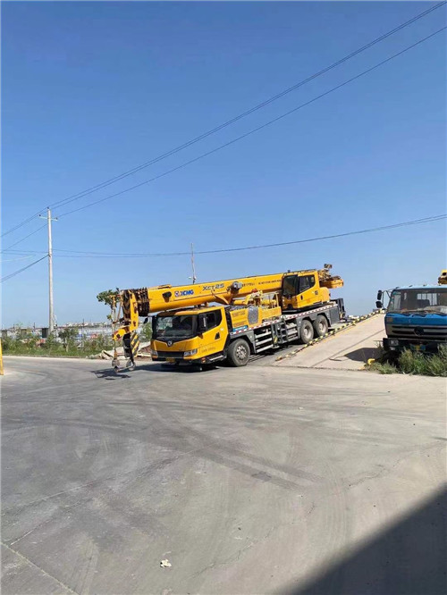 龙沙区吊车作业时，可能会产生哪些额外收费项目？